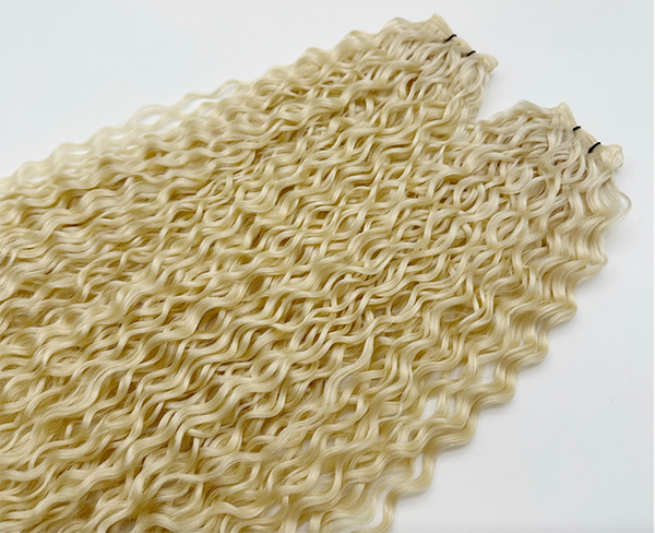 Luxury Hand-Tied Wefts – Wavy – Frosted Vanilla Dream #60