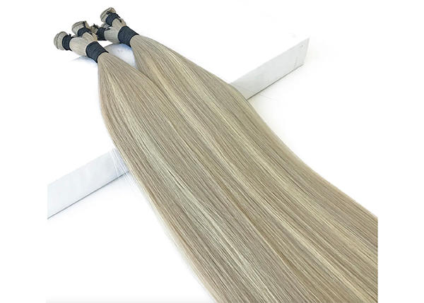 Tape-In Extensions – Classic – Iced Vanilla Chai Latte #T19-19/60
